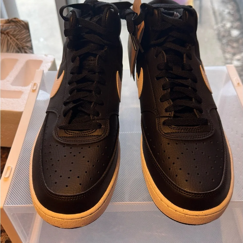 Nike Court Vision Mid